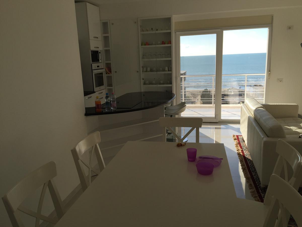 Alba Luxury Apartment Durrës Esterno foto