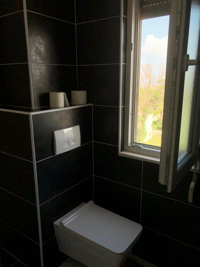 Alba Luxury Apartment Durrës Esterno foto